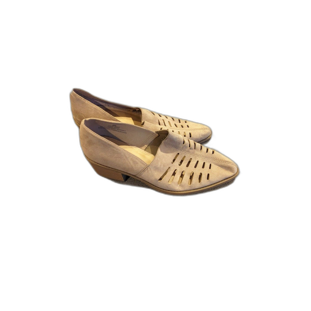 Maurices | Women's 9 | Taupe Cut-Out, Low-Heel, Pointed Toe Suede Loafers